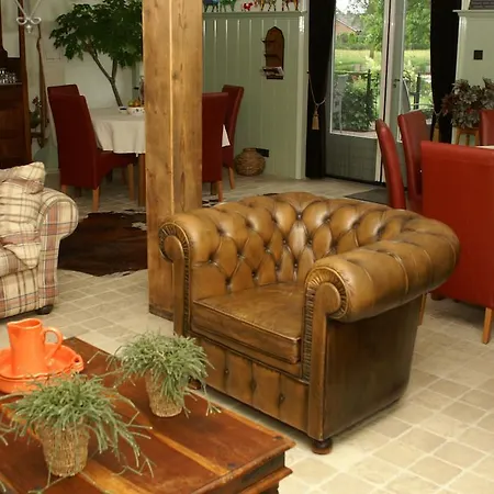 B&B De Peperhoeve Oud-Alblas